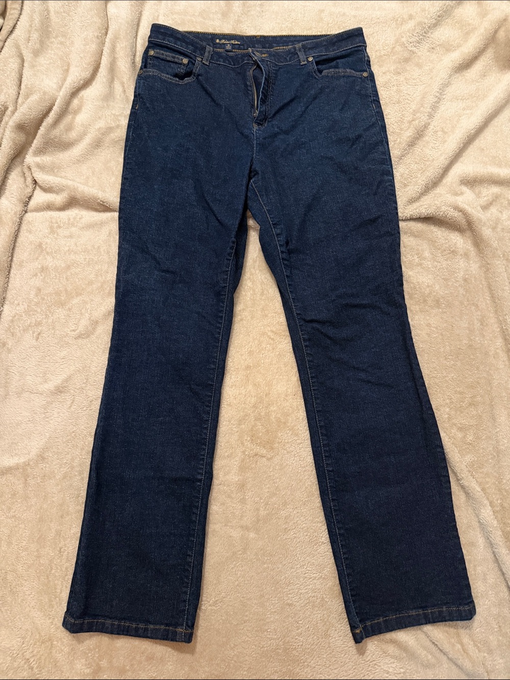 Brooks Brothers Women's Dark Blue Straight-Leg Jeans